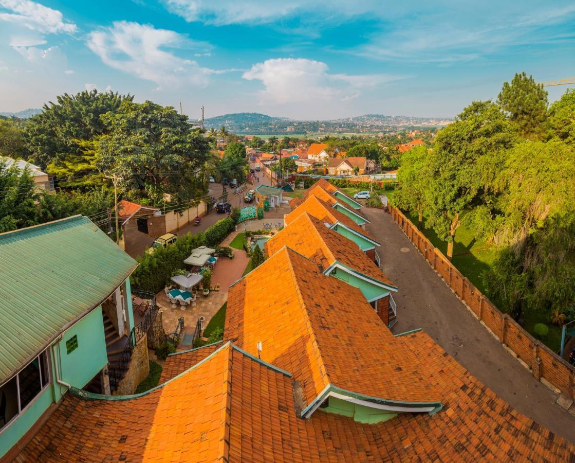 Shangri-La Hotel Muyenga Bugolobi Zewnętrze zdjęcie